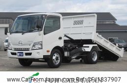 hino dutro 2016 CFJ1837907