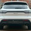porsche macan 2022 CFJ1640615 image 2