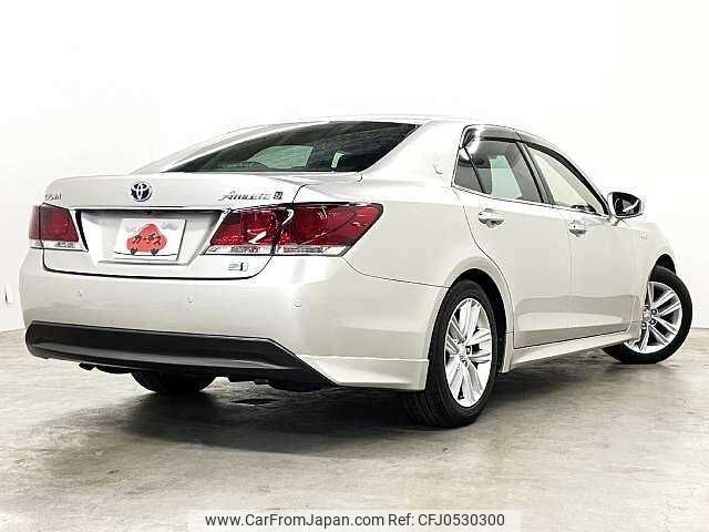 toyota crown 2014 504928-926483 image 2