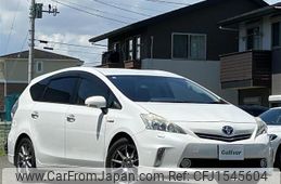 toyota prius-α 2013 CFJ1545604