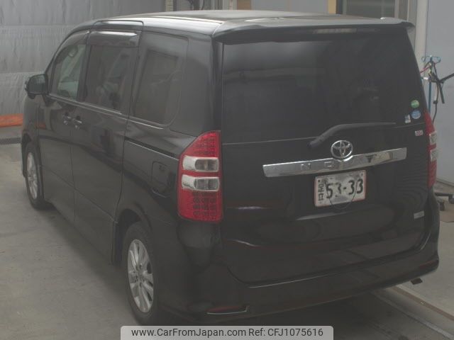 toyota noah 2013 -TOYOTA--Noah ZRR70W-0556984---TOYOTA--Noah ZRR70W-0556984- image 2