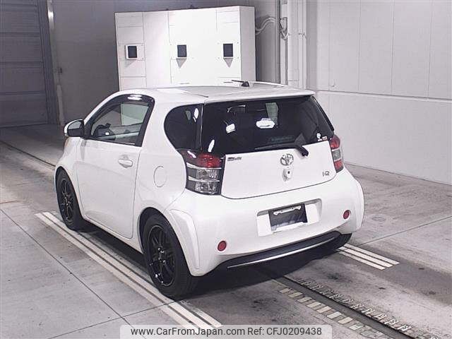 toyota iq 2010 -TOYOTA--iQ NGJ10ｶｲ-6002268---TOYOTA--iQ NGJ10ｶｲ-6002268- image 2