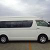 toyota hiace-commuter 2013 CFJ1860573 image 2
