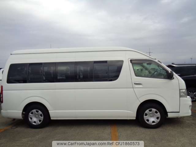 toyota hiace-commuter 2013 CFJ1860573 image 2