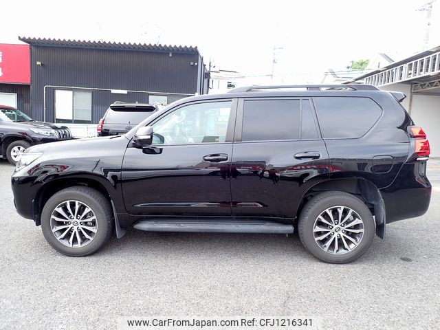 toyota land-cruiser-prado 2020 25431701 image 2