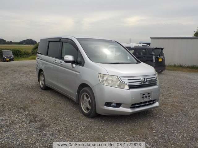 honda stepwagon 2011 CFJ1772823 image 1