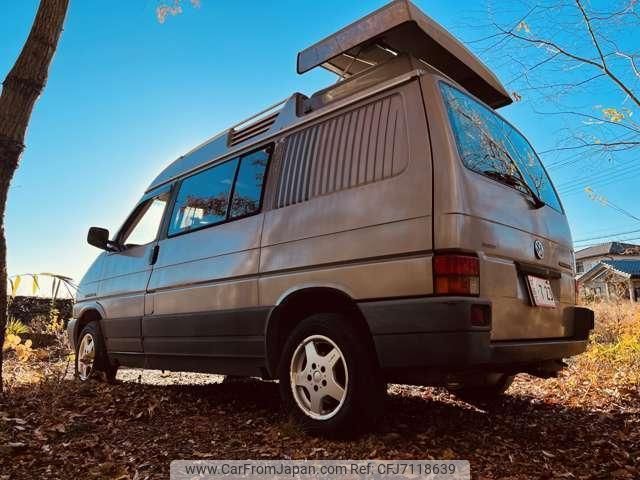 volkswagen-eurovan-1996-9847-car_d27e63c0-0886-4f74-afcf-79f38fb9373c