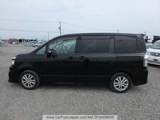 toyota voxy 2010 NIKYO_YW49336 image 2