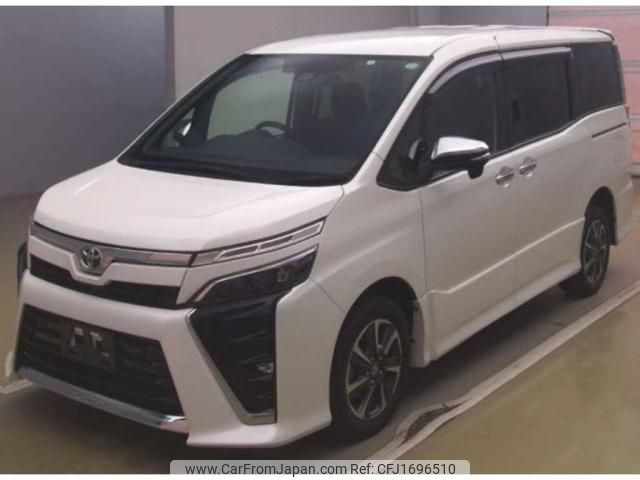 toyota voxy 2020 CFJ1696510 image 1
