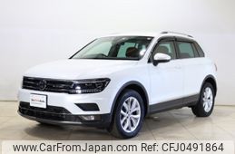 volkswagen tiguan 2019 -VOLKSWAGEN--VW Tiguan LDA-5NDFGF--WVGZZZ5NZKW888452---VOLKSWAGEN--VW Tiguan LDA-5NDFGF--WVGZZZ5NZKW888452-