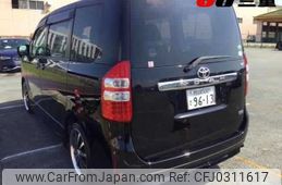 toyota noah 2013 TE2814