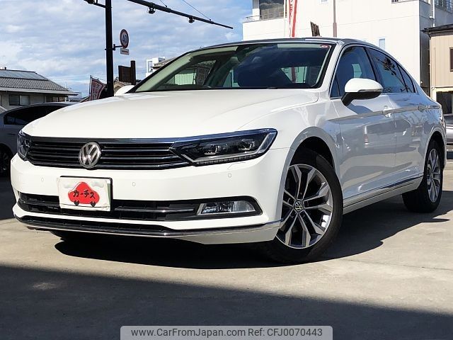 volkswagen passat 2016 -VOLKSWAGEN--VW Passat DBA-3CCZE--WVWZZZ3CZGE137697---VOLKSWAGEN--VW Passat DBA-3CCZE--WVWZZZ3CZGE137697- image 1