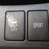 toyota-corolla-fielder-2017-7446-car_d2a00b96-472b-4692-8e94-f23543966e1b