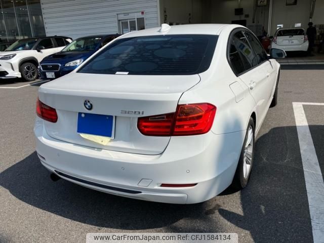 bmw 3-series 2012 CFJ1584134 image 2