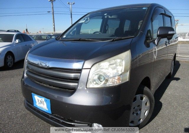 toyota noah 2009 REALMOTOR_Y2024120197F-12 image 1