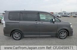 toyota voxy 2011 NIKYO_AS97223