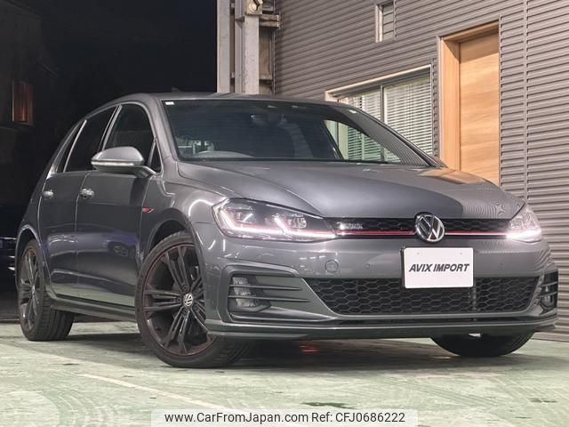 volkswagen golf-gti 2018 quick_quick_AUCHH_WVWZZZZAUZJW226508 image 2