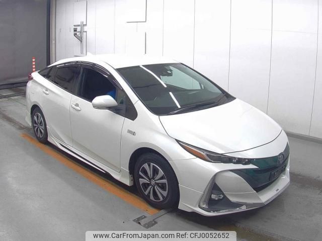 toyota prius-phv 2017 quick_quick_DLA-ZVW52_ZVW52-3038284 image 1