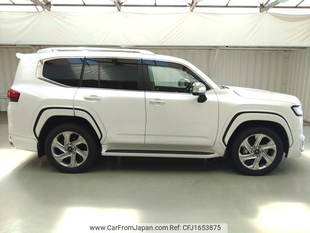 toyota land-cruiser 2023 CFJ1653875 image 2