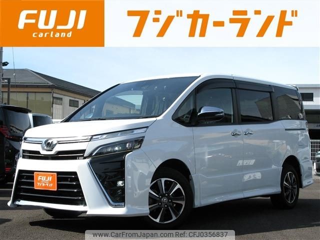 toyota voxy 2019 -TOYOTA--Voxy DBA-ZRR85W--ZRR85-0132333---TOYOTA--Voxy DBA-ZRR85W--ZRR85-0132333- image 1