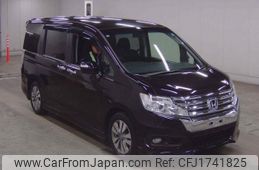 honda stepwagon-spada 2013 CFJ1741825