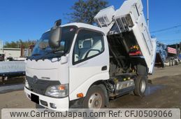 hino dutro 2016 GOO_NET_EXCHANGE_0400935A30241125W002