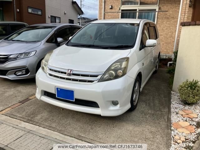 toyota isis 2010 CFJ1673746 image 1