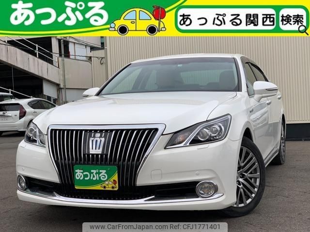 toyota crown-majesta 2013 CFJ1771401 image 1
