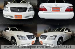 toyota crown 2006 CFJ1806171