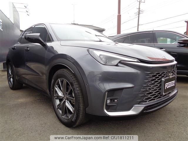 lexus lexus-lbx 2024 CFJ1811211 image 2