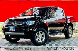 mitsubishi triton 2011 CFJ1423139