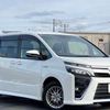 toyota voxy 2017 GOO_JP_700050301430250224012 image 6