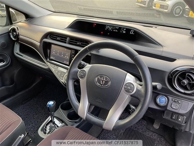 toyota aqua 2015 CFJ1537875 image 2