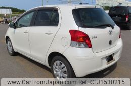 toyota vitz 2010 CFJ1530215