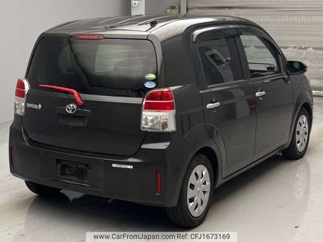 toyota spade 2017 CFJ1673169 image 2