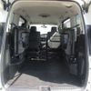 nissan serena 2018 CFJ1656328 image 12