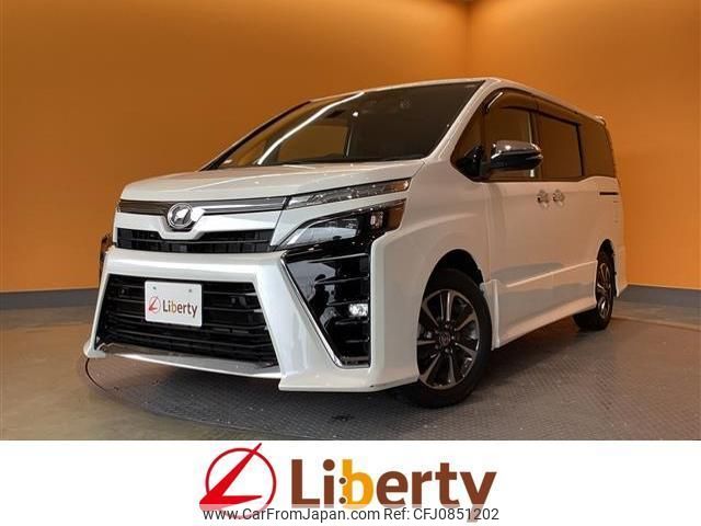 toyota voxy 2020 quick_quick_ZRR80W_ZRR80-0611702 image 1