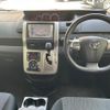 toyota noah 2013 CFJ1722160 image 16