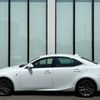lexus is 2017 CFJ1746437 image 16