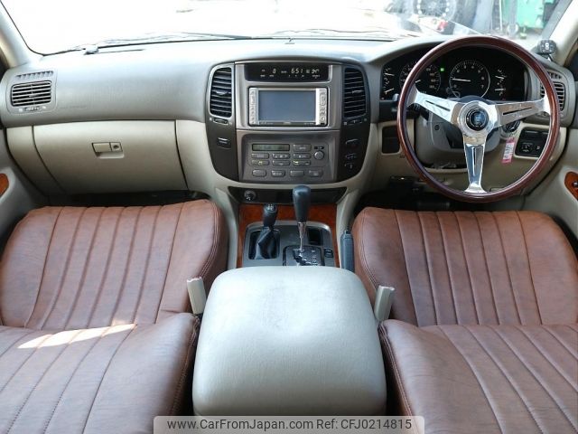 toyota land-cruiser-wagon 2003 -TOYOTA--Land Cruiser Wagon GH-UZJ100W--UZJ100-0143376---TOYOTA--Land Cruiser Wagon GH-UZJ100W--UZJ100-0143376- image 2