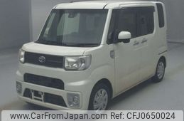 toyota pixis-mega 2017 -TOYOTA--Pixis Mega DBA-LA700A--LA700A-0013432---TOYOTA--Pixis Mega DBA-LA700A--LA700A-0013432-