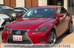 lexus is 2018 CFJ1815242