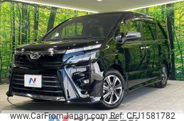 toyota voxy 2018 CFJ1581782