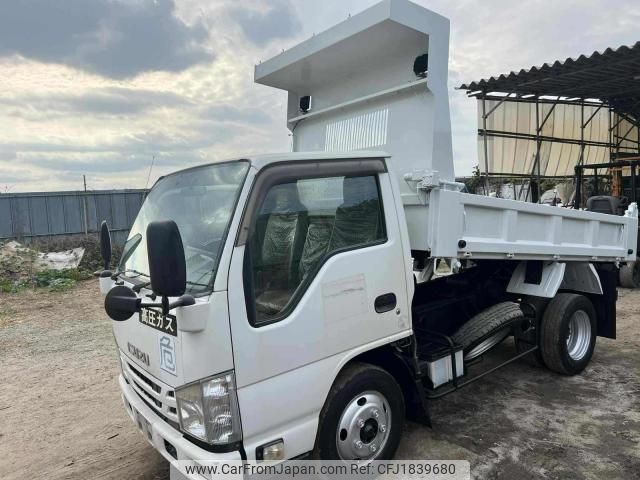 isuzu elf-truck 2015 CFJ1839680 image 2