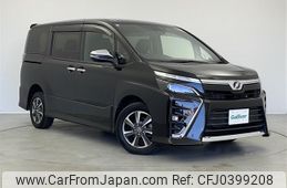 toyota voxy 2018 -TOYOTA--Voxy DBA-ZRR85W--ZRR85-0111758---TOYOTA--Voxy DBA-ZRR85W--ZRR85-0111758-