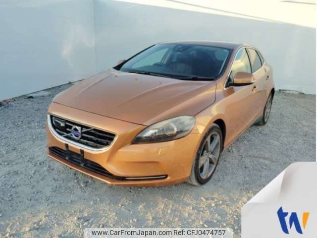 volvo v40 2013 -VOLVO--Volvo V40 DBA-MB4164T--YV1MV485BD2053255---VOLVO--Volvo V40 DBA-MB4164T--YV1MV485BD2053255- image 1