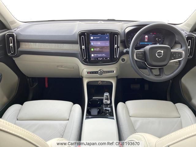 volvo xc40 2023 quick_quick_XB420TXCM_YV1XZK8M3P2018153 image 2