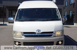 toyota hiace-van 2005 GOO_JP_700120021230240802001