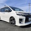 toyota voxy 2014 -TOYOTA--Voxy DBA-ZRR80W--ZRR80-0027981---TOYOTA--Voxy DBA-ZRR80W--ZRR80-0027981- image 1