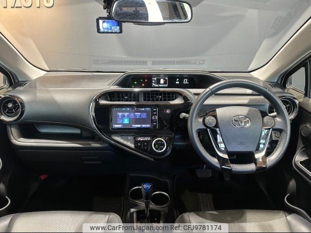 toyota aqua 2018 -TOYOTA 【名変中 】--AQUA NHP10--6765123---TOYOTA 【名変中 】--AQUA NHP10--6765123- image 2